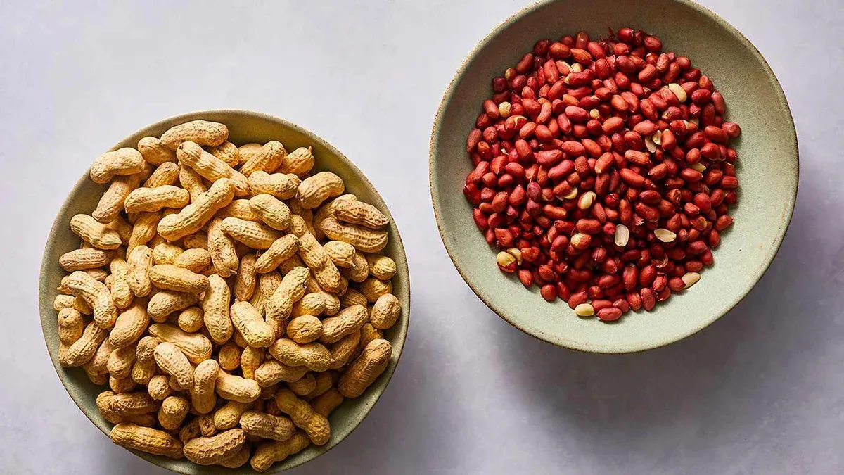 خواص بادام زمینی